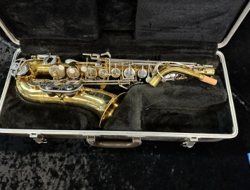 Photo Selmer Bundy II Student Model Alto Sax in Gold Lacquer, Serial #859418